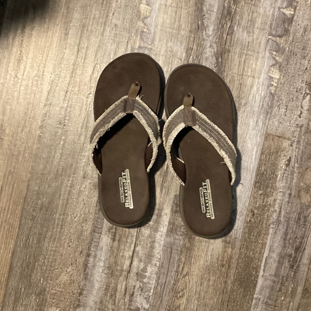 Sketchers Flip Flops